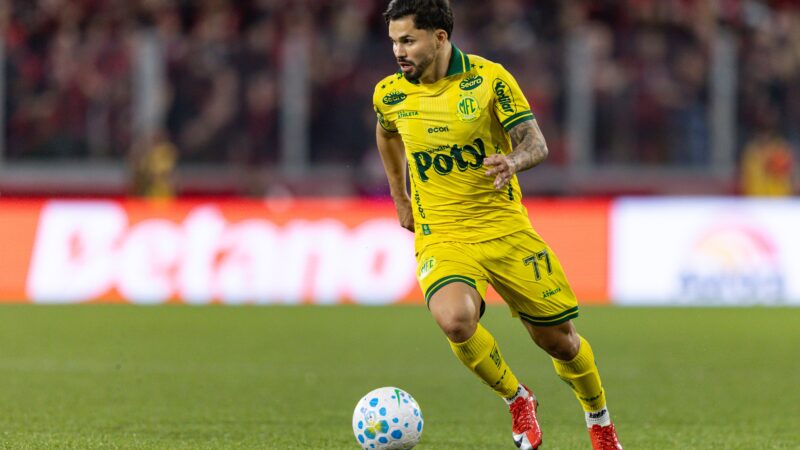 Mirassol compra o atacante Alesson em definitivo