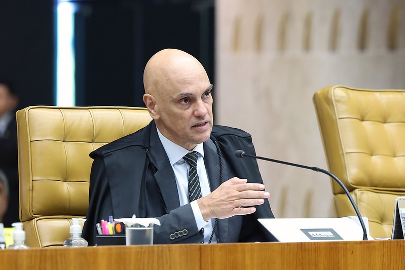 Fachin dá aval e AGU vai defender Moraes em processo movido contra ele nos EUA