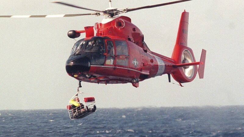 Helicóptero da Guarda Costeira dos EUA cai no Alasca