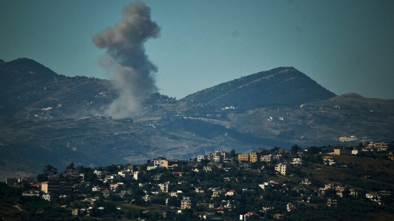 Ataques seguem no Líbano, apesar de cessar-fogo com Israel; 7 pessoas morreram, diz imprensa libanesa