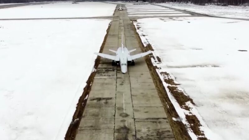Avião militar russo cai na Sibéria