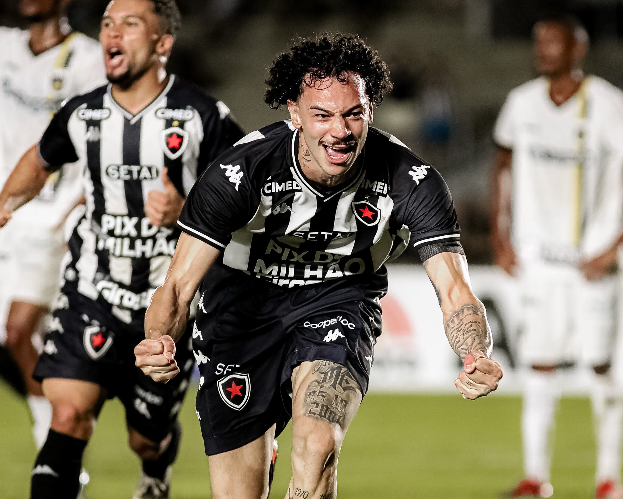 Defesa do Botafogo-PB terá teste de fogo contra o Brusque, vice-líder da Série C do Brasileiro