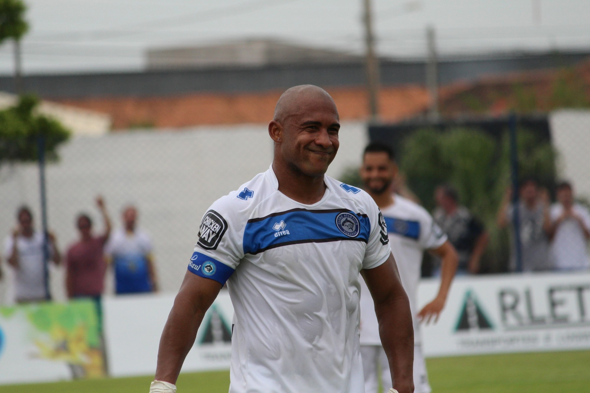 Brasão, ex-atacante do Tubarão e Inter de Lages, morre aos 44 anos