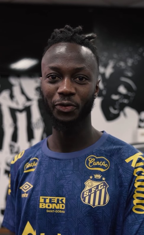 Dívida por empréstimo de Yusupha Njie pode gerar novo transfer ban ao Santos