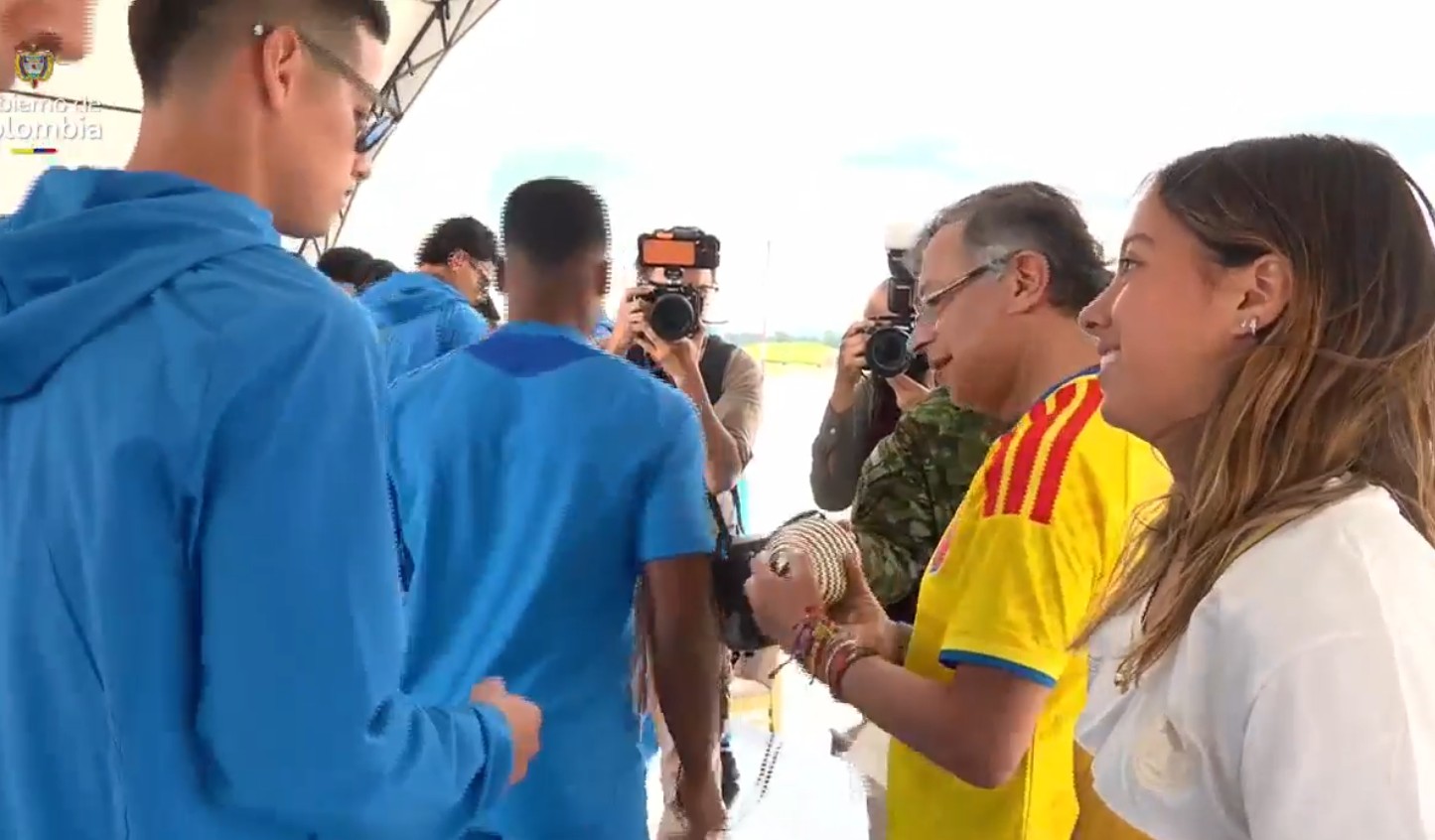 Do campo para a política: entenda o mal estar entre James Rodríguez e Petro às vésperas da Copa do Mundo