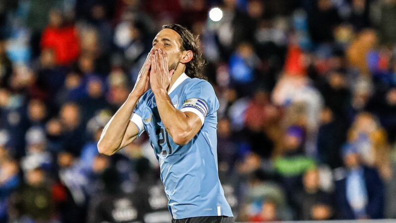 Fora da Copa do Mundo, Cavani rescinde com o Boca Juniors, diz jornal
