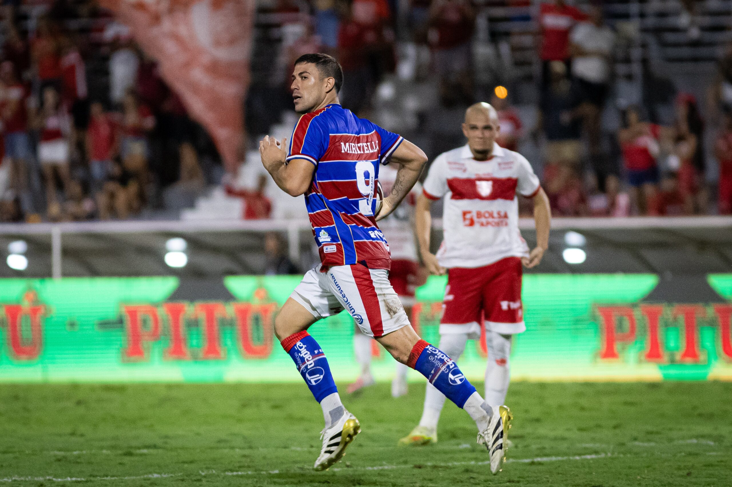 Análise: Fortaleza preocupa mesmo após empate com CRB e precisa se reconectar na Série B