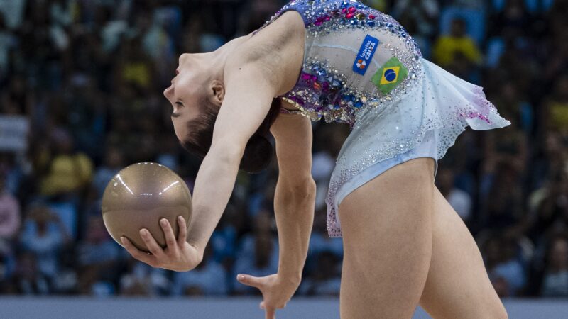 Brasil lidera disputas individuais nas classificatórias do Pan de Ginástica Rítmica do Rio