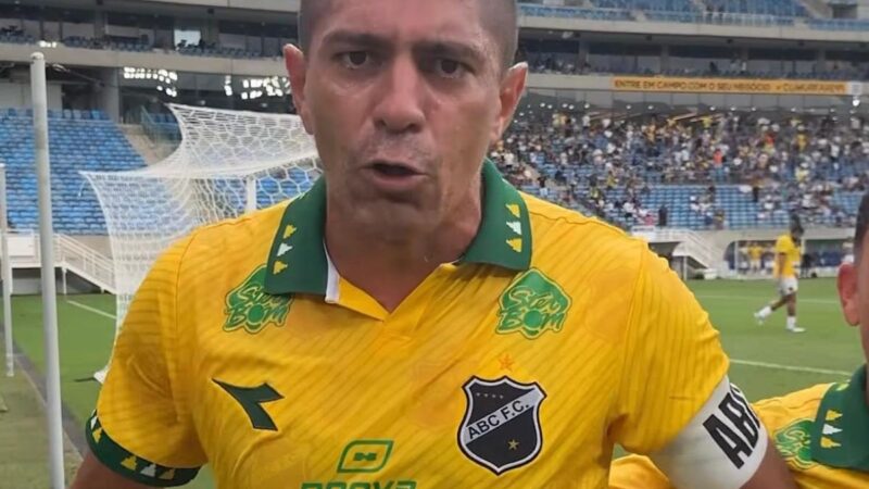 Zagueiro do ABC marca na Série D e manda recado inusitado a Ancelotti: “Me chama que faço gol”