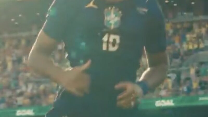Endrick vira “camisa 10” em comemoração, e internet decreta: “Viciado em farmar aura”