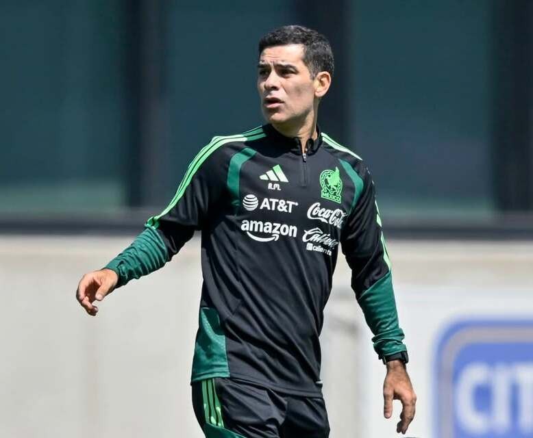 Presidente diz que ex-Barcelona vai assumir o comando da seleção do México após a Copa do Mundo