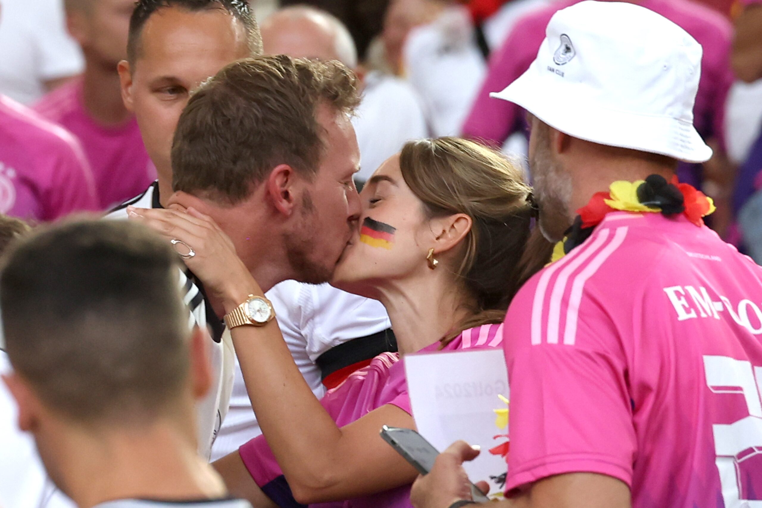 Julian e Lena: conheça o polêmico caso de amor do técnico da Alemanha com ex-repórter