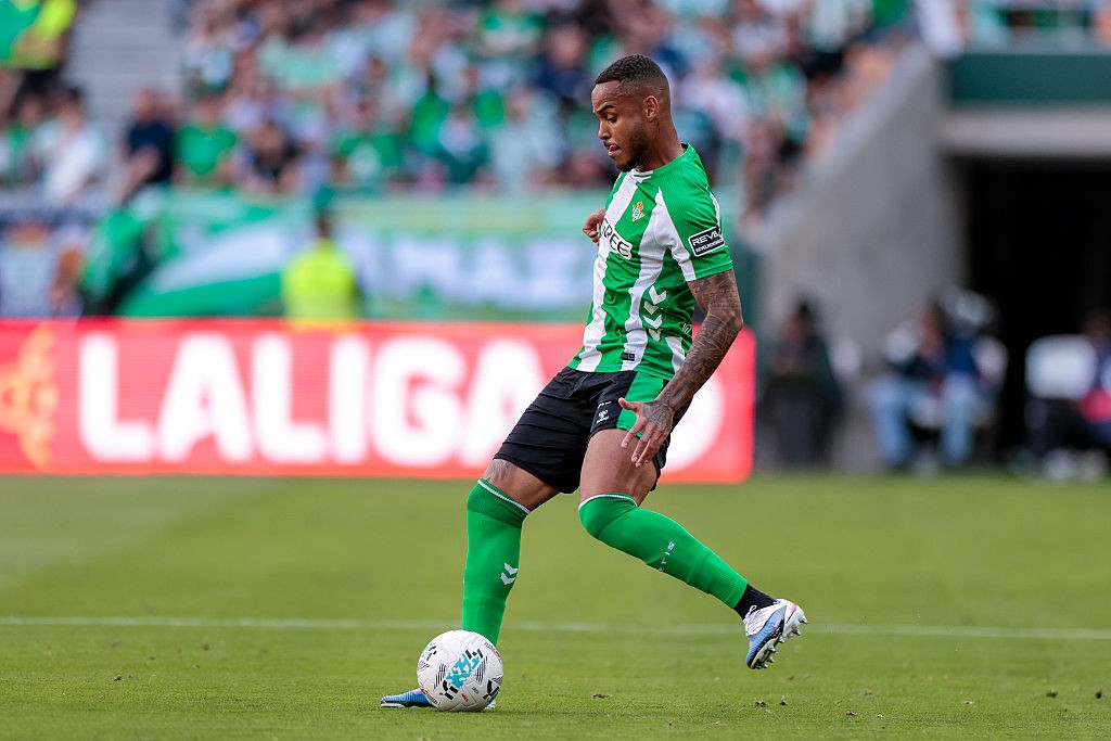 Ex-zagueiro do Flamengo entra na mira do Barcelona
