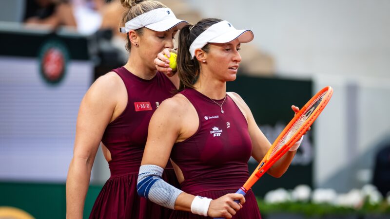 Luisa Stefani é eliminada no torneio de duplas em Queen’s