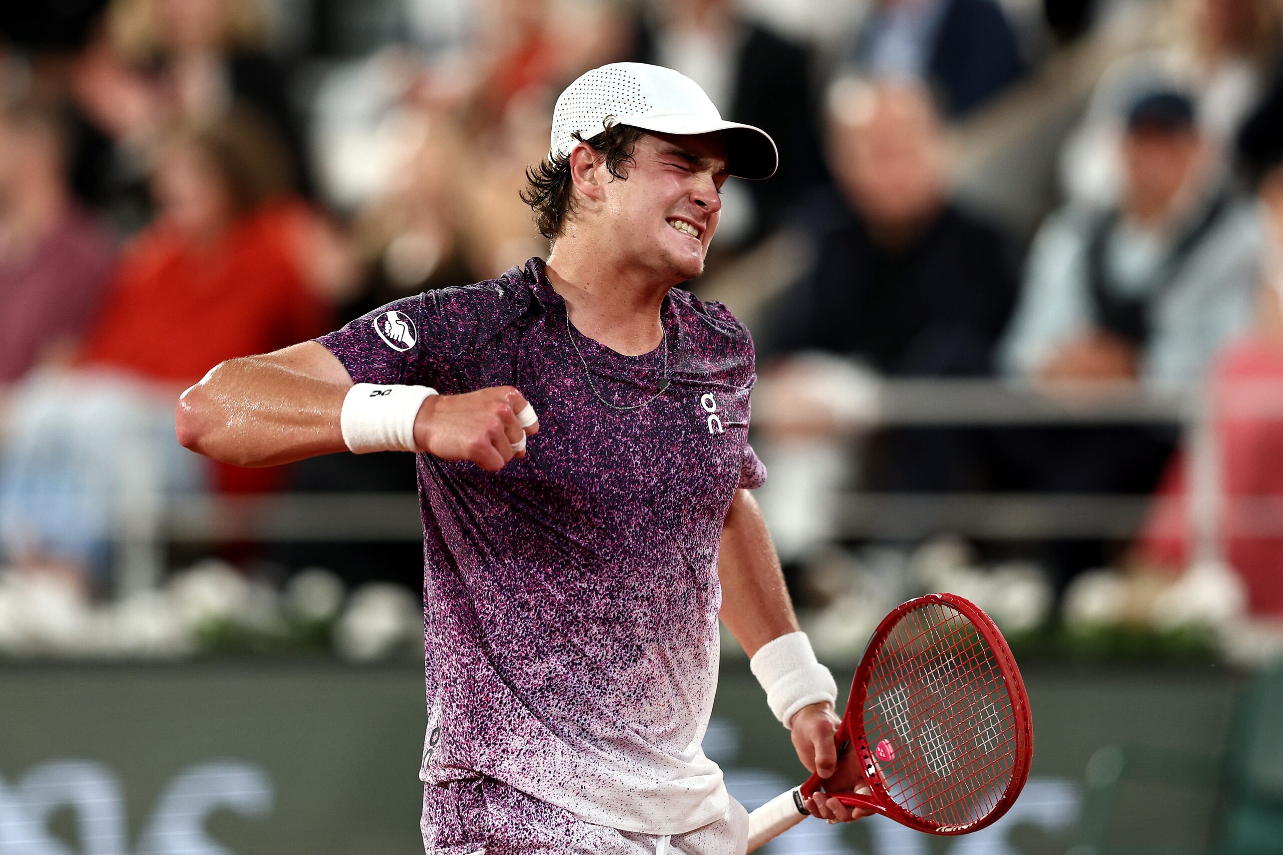 João Fonseca bate recorde pessoal de pontos e aparece em 25º no ranking da ATP