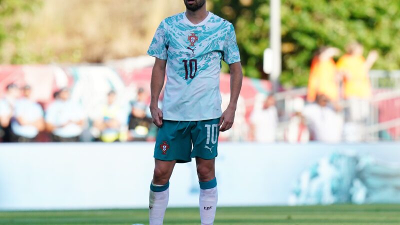 Mourinho quer Bernardo Silva como reforço do Real Madrid, diz jornal