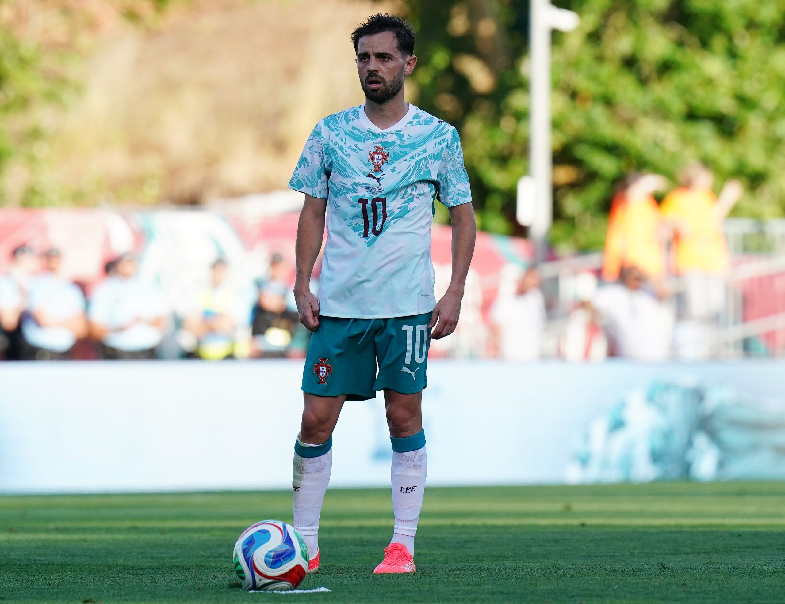 Mourinho quer Bernardo Silva como reforço do Real Madrid, diz jornal