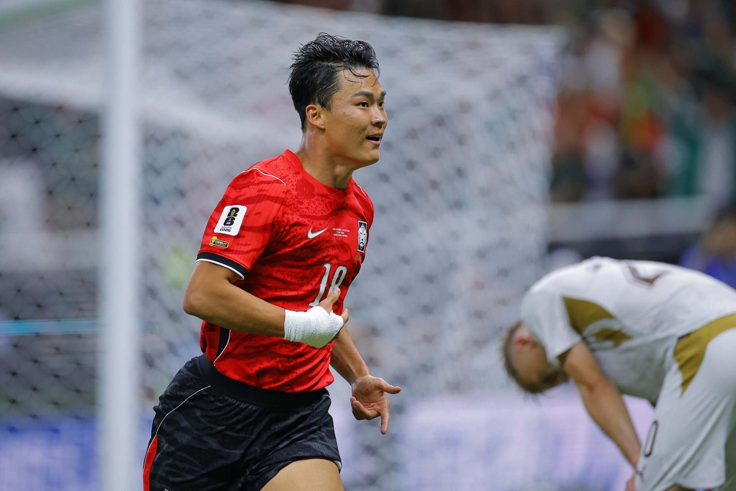 Herói da vitória da Coreia do Sul revela que teve febre de 38°C antes da estreia na Copa