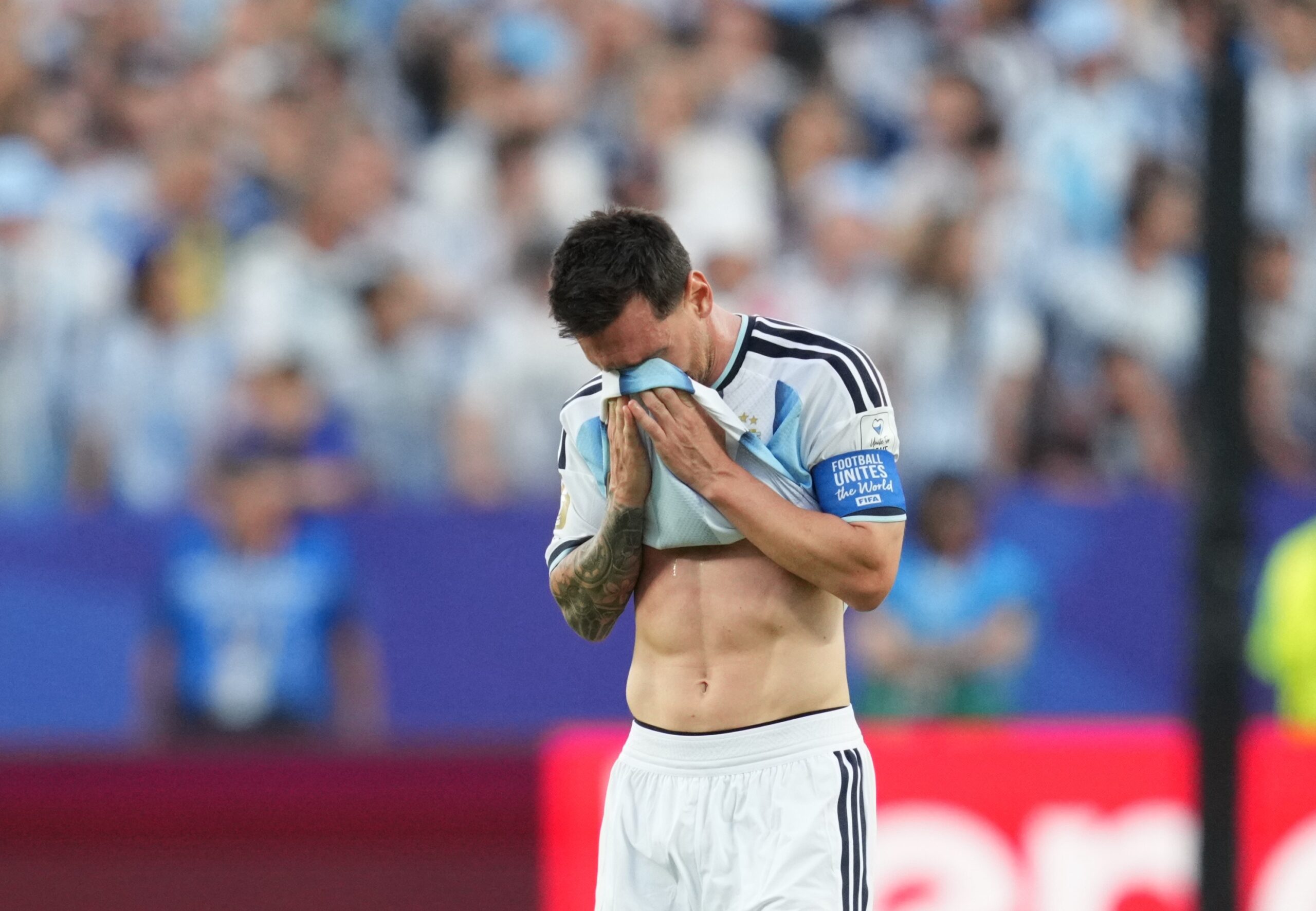 Messi ainda chora: como uma noite de Copa do Mundo emocionou o astro que já viveu quase tudo