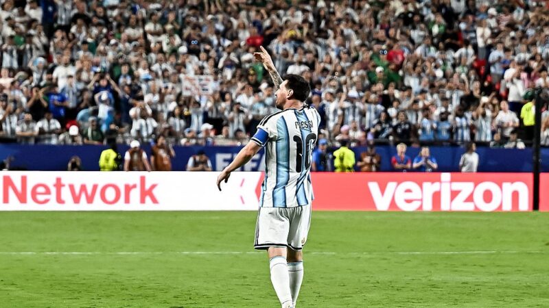 Messi revela inspiração em Rafael Nadal: “Me identifico muito com ele”