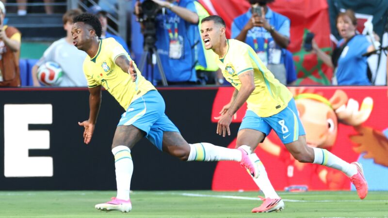 Estrelas decepcionam, e Bruno Guimarães é destaque do Brasil na estreia no Cartola da Copa