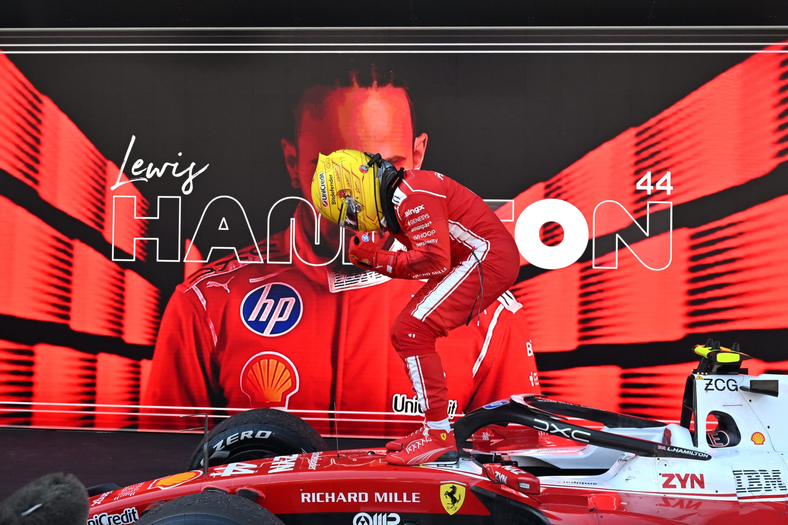 Vitória em Barcelona rende marcas importantes para Lewis Hamilton