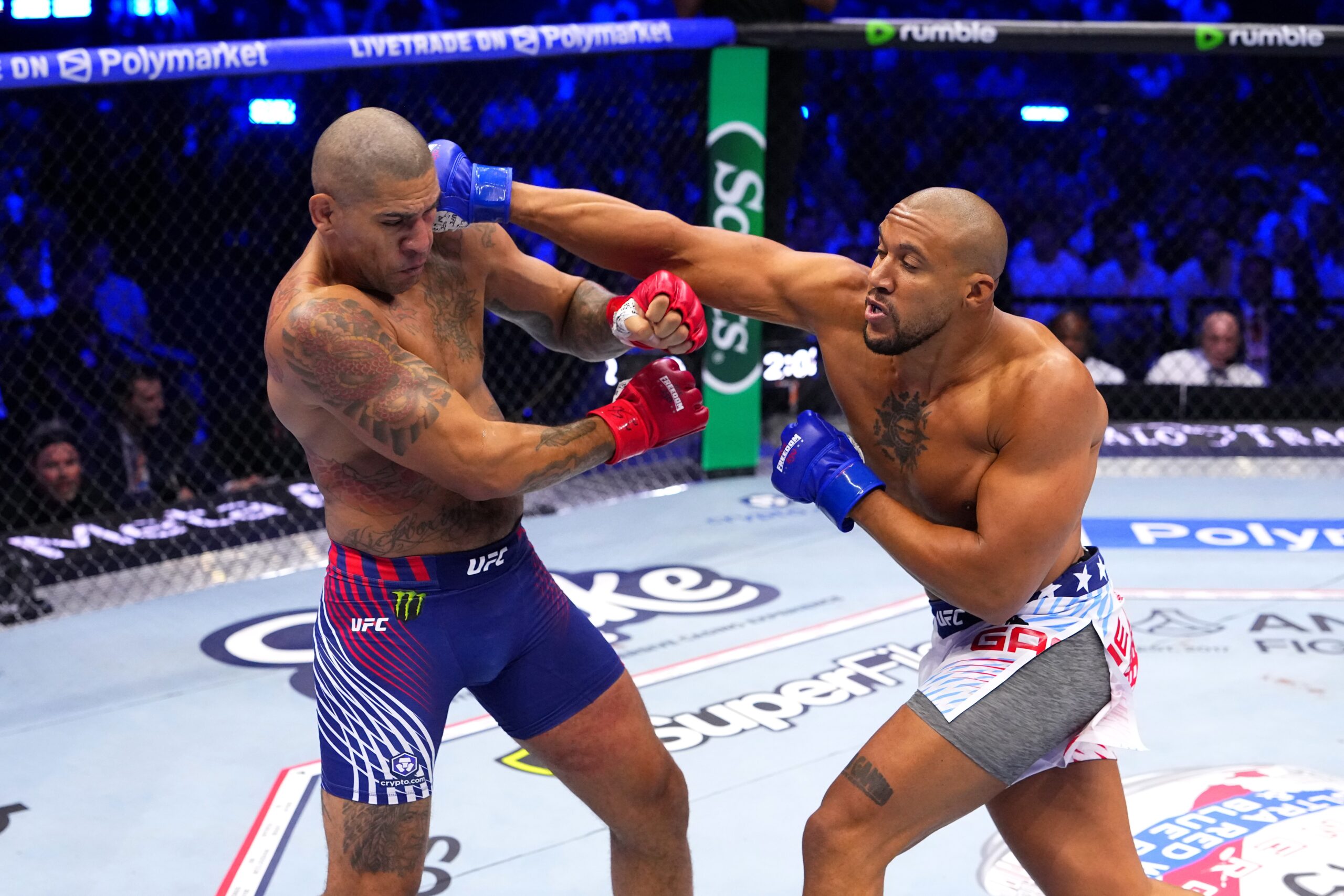 Provocação? Jon Jones manda recado nas redes após derrota de Poatan para Gane