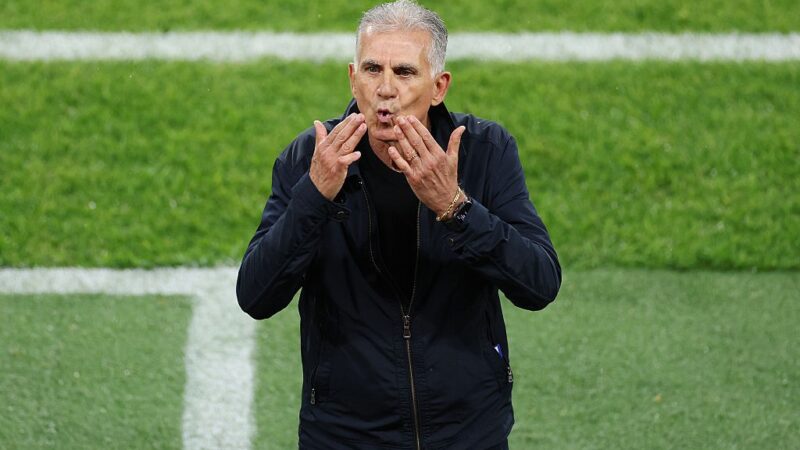 Técnico de Gana, Carlos Queiroz se torna o mais velho a vencer um jogo de Copa do Mundo
