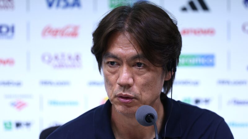 Presidente da Coreia do Sul chama técnico de incompetente após eliminação na Copa
