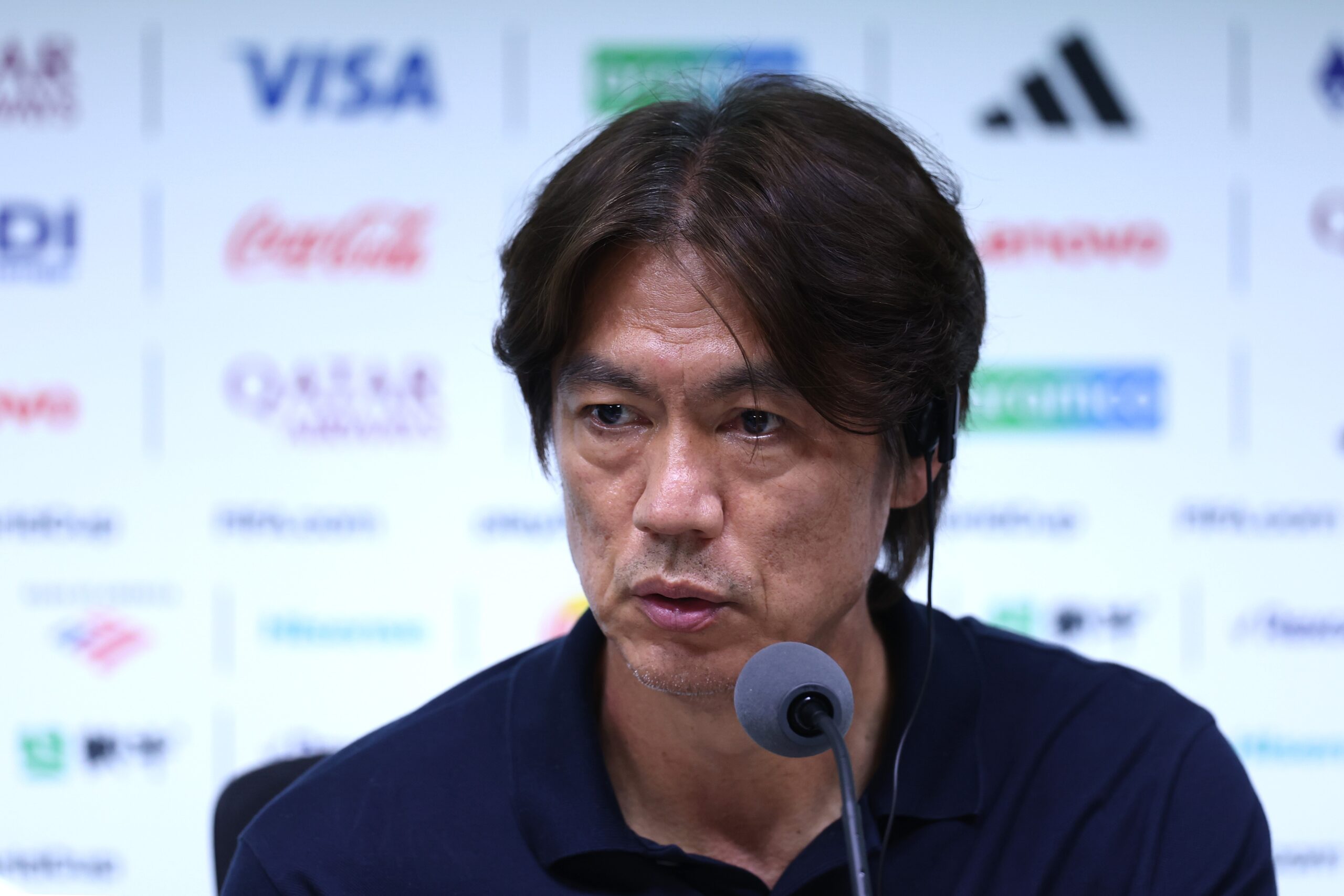 Presidente da Coreia do Sul chama técnico de incompetente após eliminação na Copa