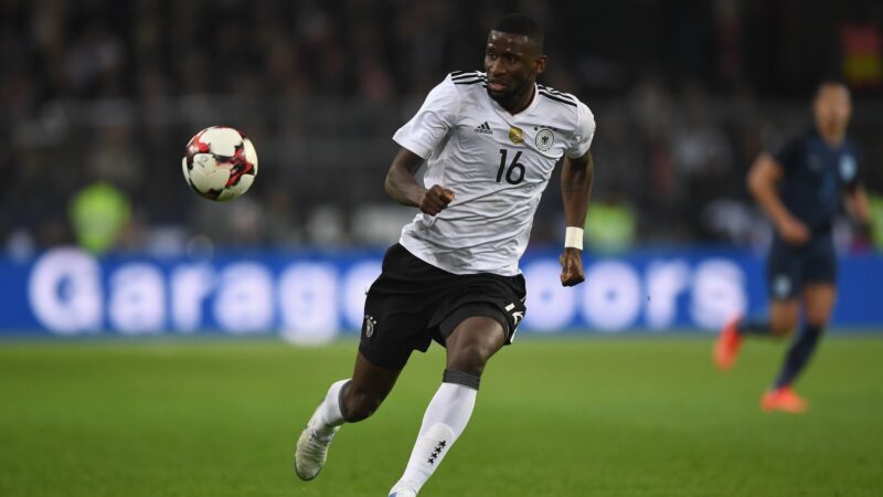 Convocado pela Alemanha para a Copa do Mundo, Rüdiger renova com o Real Madrid, diz jornal