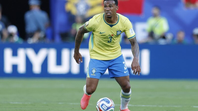 Gabriel Magalhães diz que quer trazer bola parada do Arsenal para a Seleção: “Tento passar o que fazemos lá”