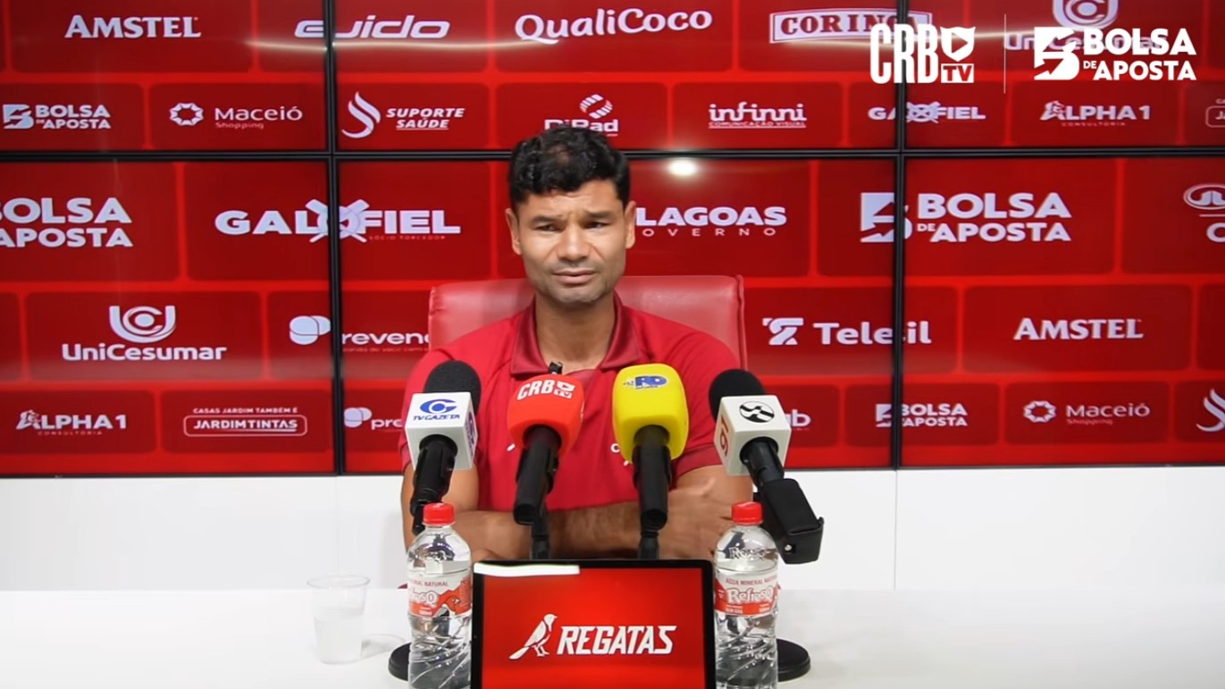 Gum explica como o CRB contrata jogadores e cita exemplo de Hulk, do Fluminense