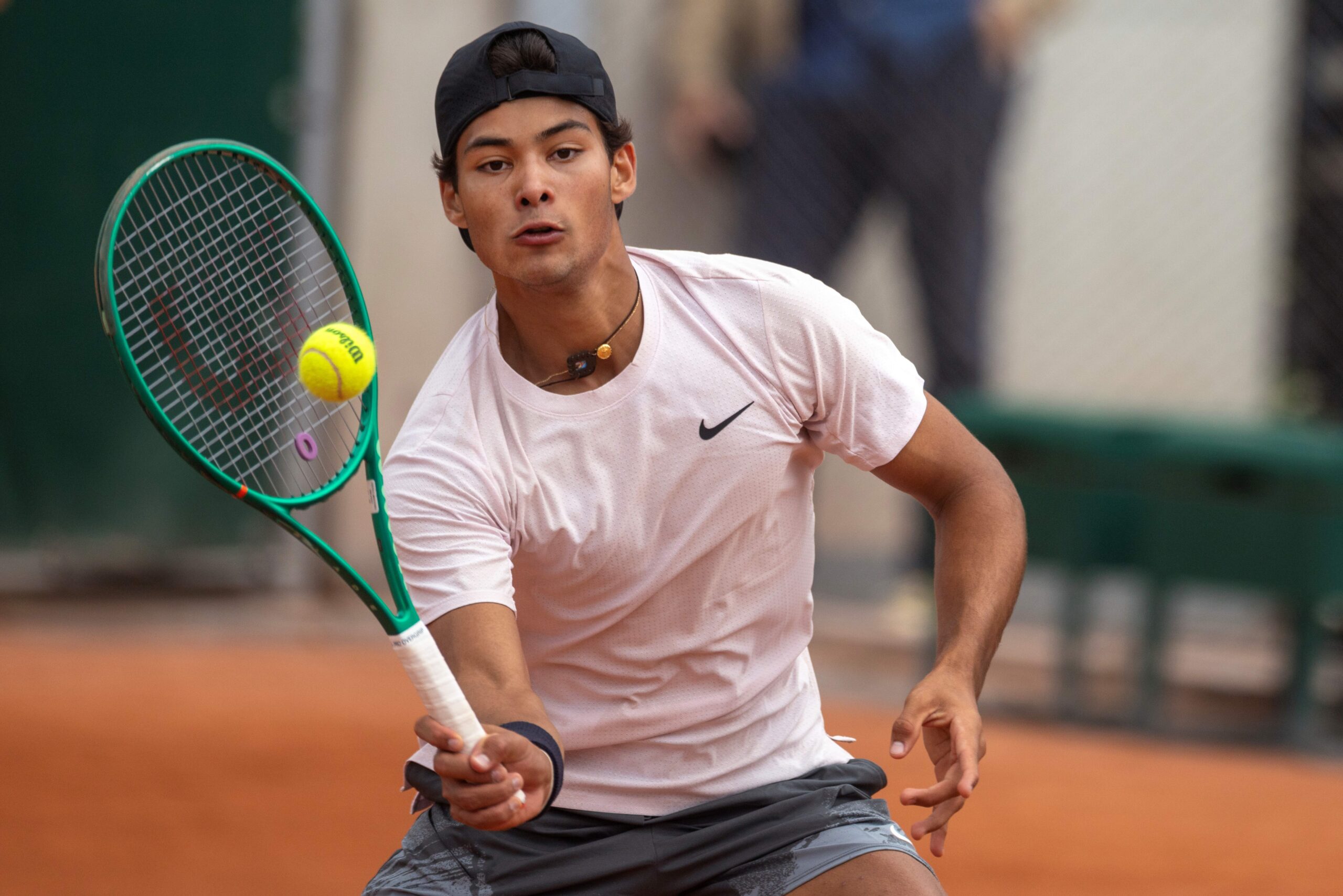 Zverev bate algoz de João Fonseca e vai à final de Roland Garros em busca de primeiro Grand Slam