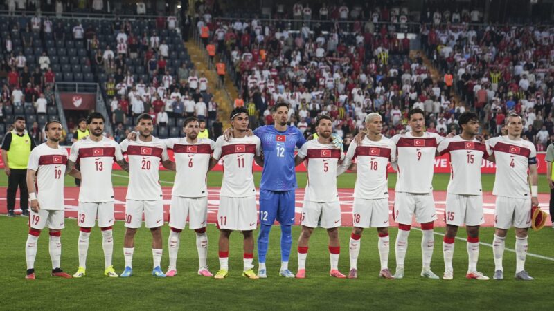 Com Arda Güler de 8, Turquia divulga numeração para a Copa do Mundo