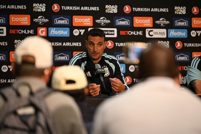 Scaloni teme perder mais um jogador na Argentina às vésperas da Copa