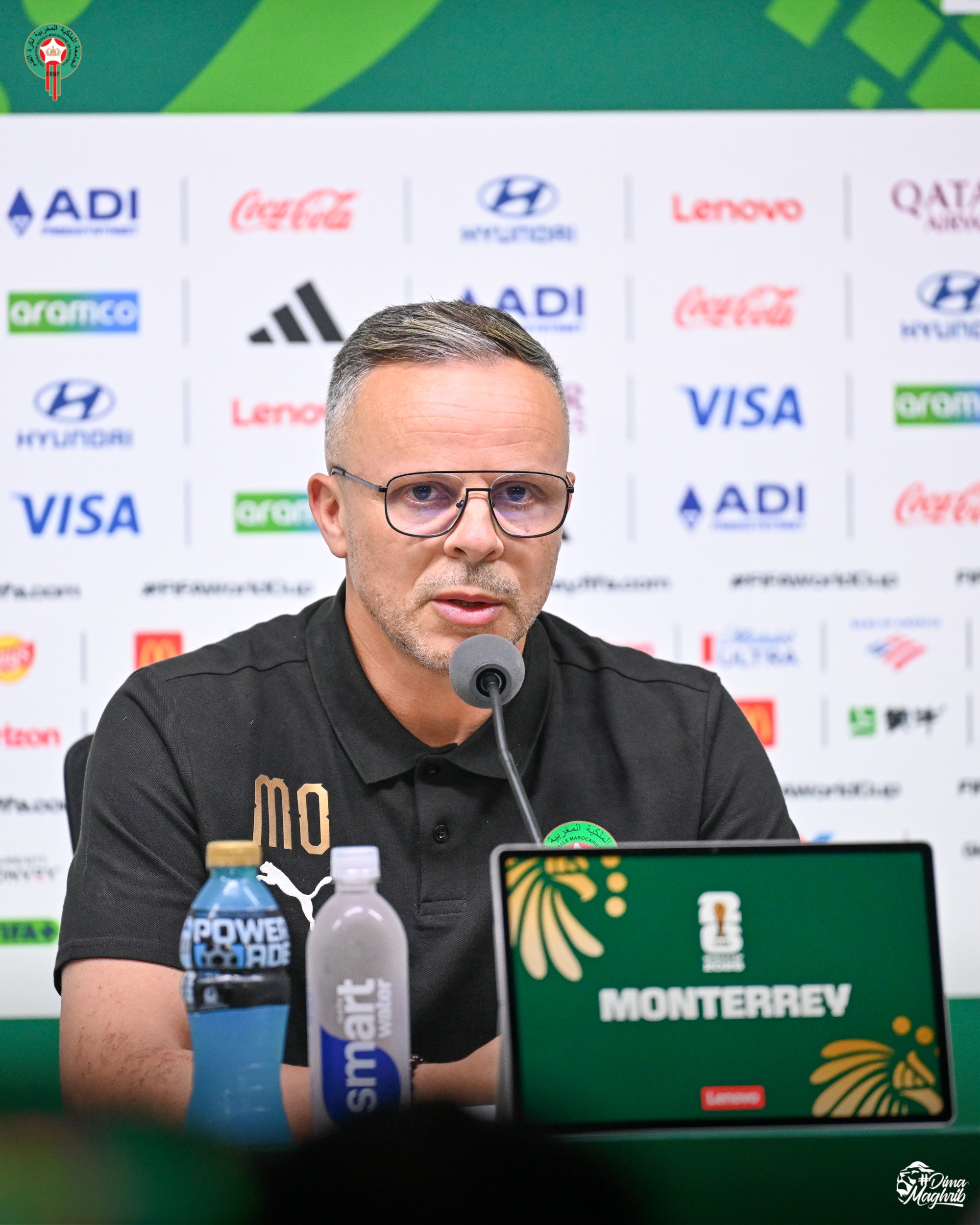 Técnico do Marrocos defende atacante do Real Madrid de críticas e alfineta nova fórmula da Copa