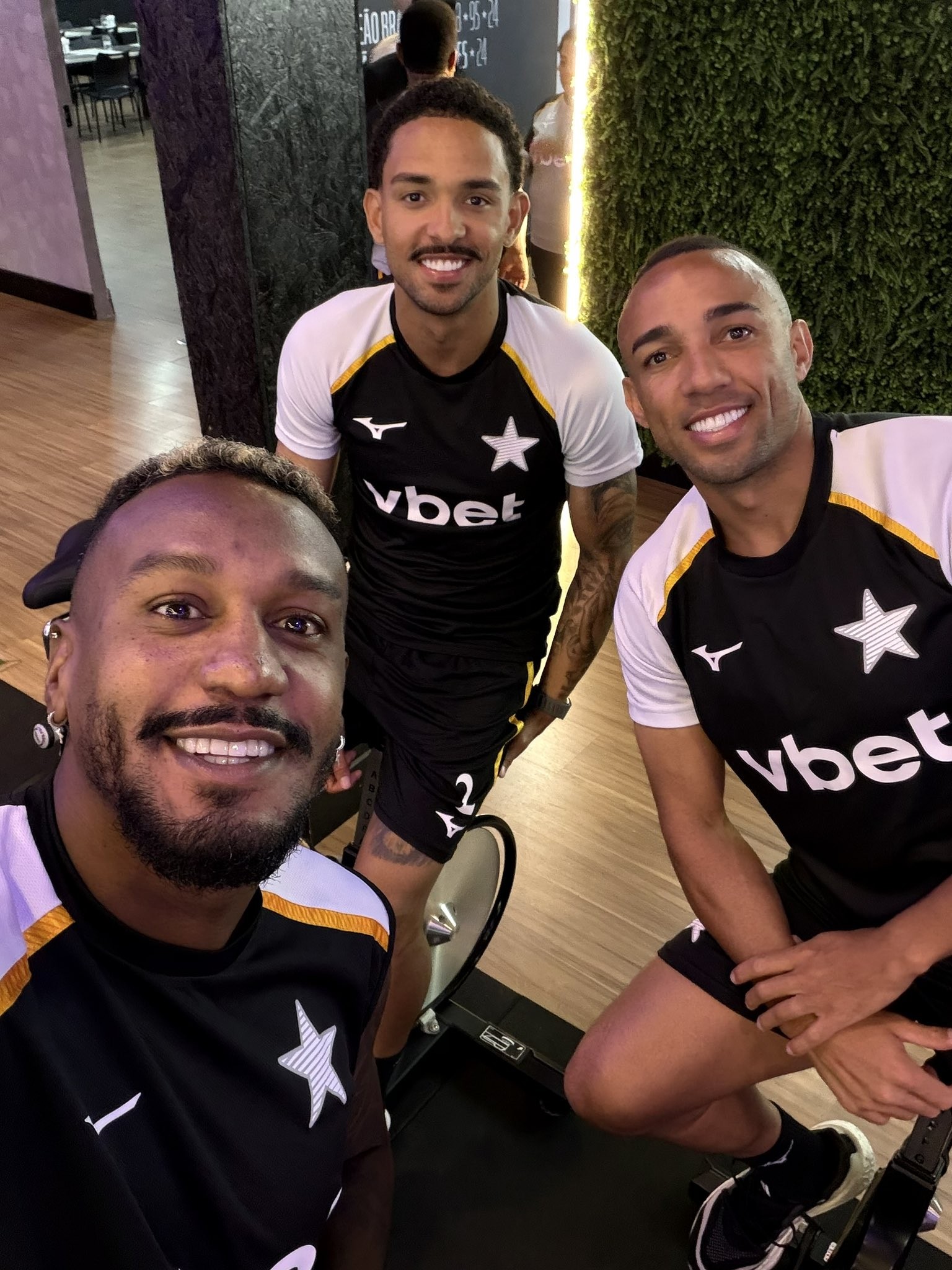 Botafogo se reapresenta e inicia preparação para segundo semestre