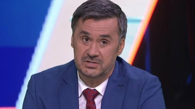 Comentarista de TV sérvia é acusado de racismo ao comentar expulsão de zagueiro belga