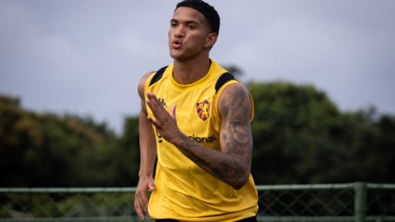 Sport acerta rescisão de contrato com o volante Lucas André