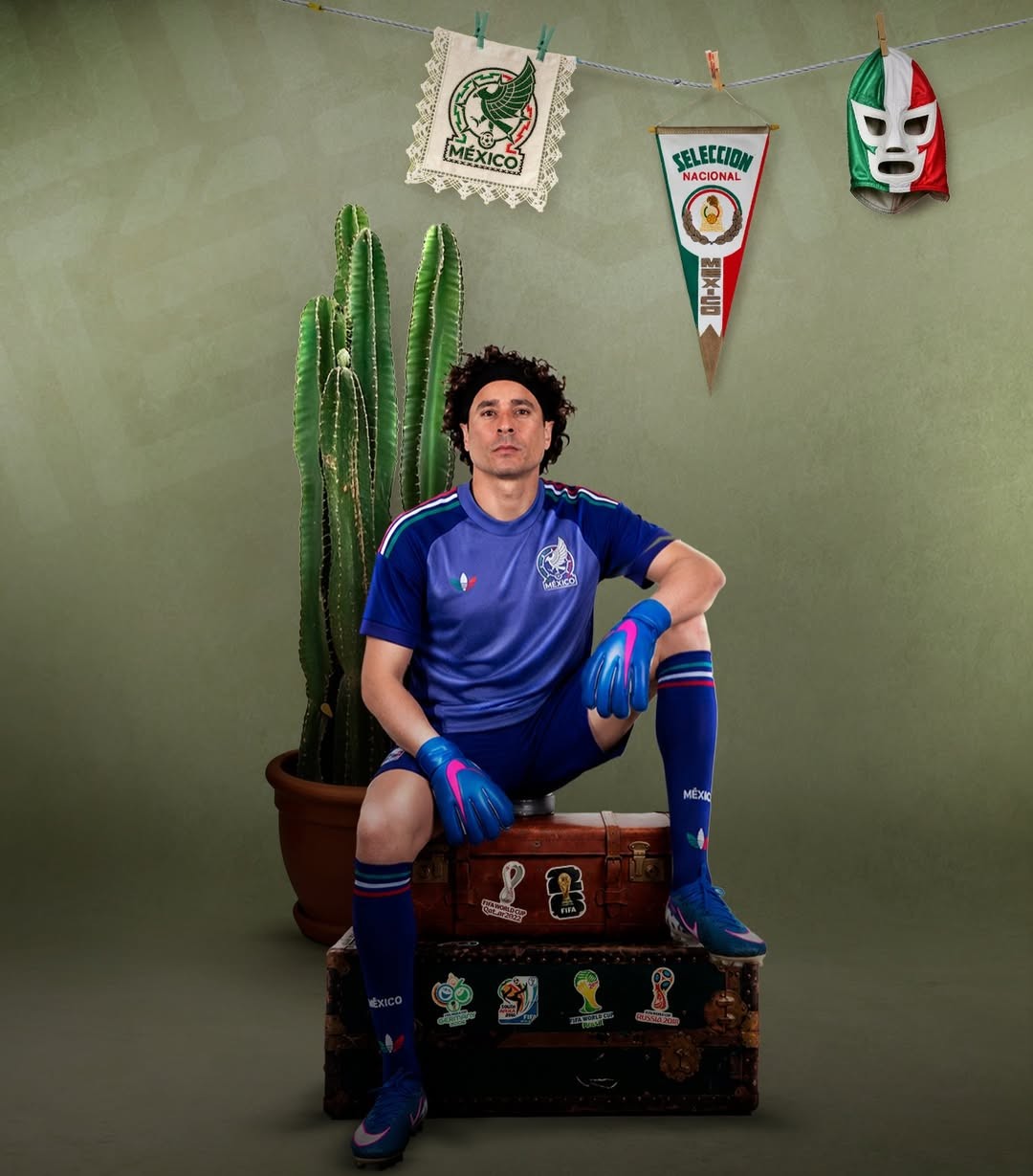 “Uma vida inteira de esforço”: Ochoa divulga texto emocionante ao ser convocado para sexta Copa