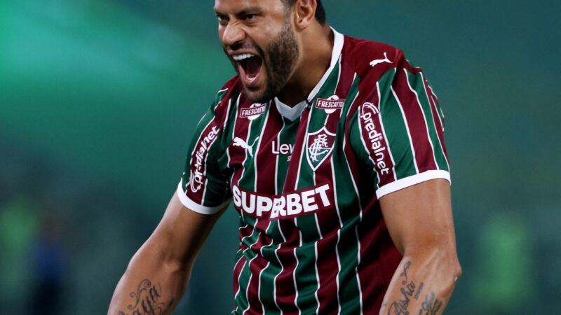 Entenda por que a estreia de Hulk pelo Fluminense deve ser adiada