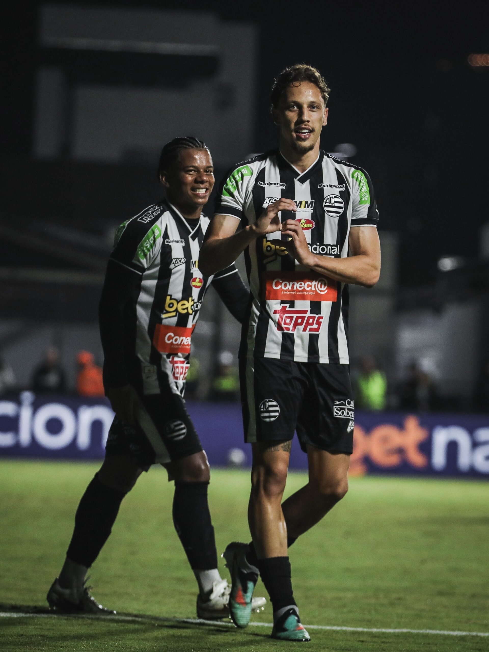 Ian Luccas troca expulsões por participações em gols e vira protagonista no Athletic