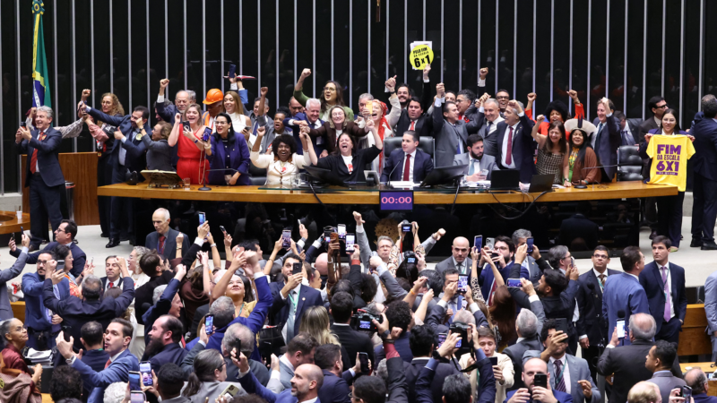 Fim da escala 6×1: o acordo político e o futuro da proposta – O Assunto #1731