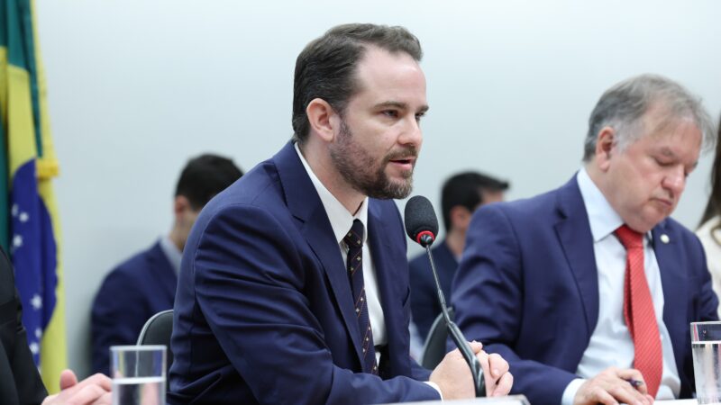 Governo pretende limitar propagandas de bets durante jogos da Copa do Mundo, diz ministro