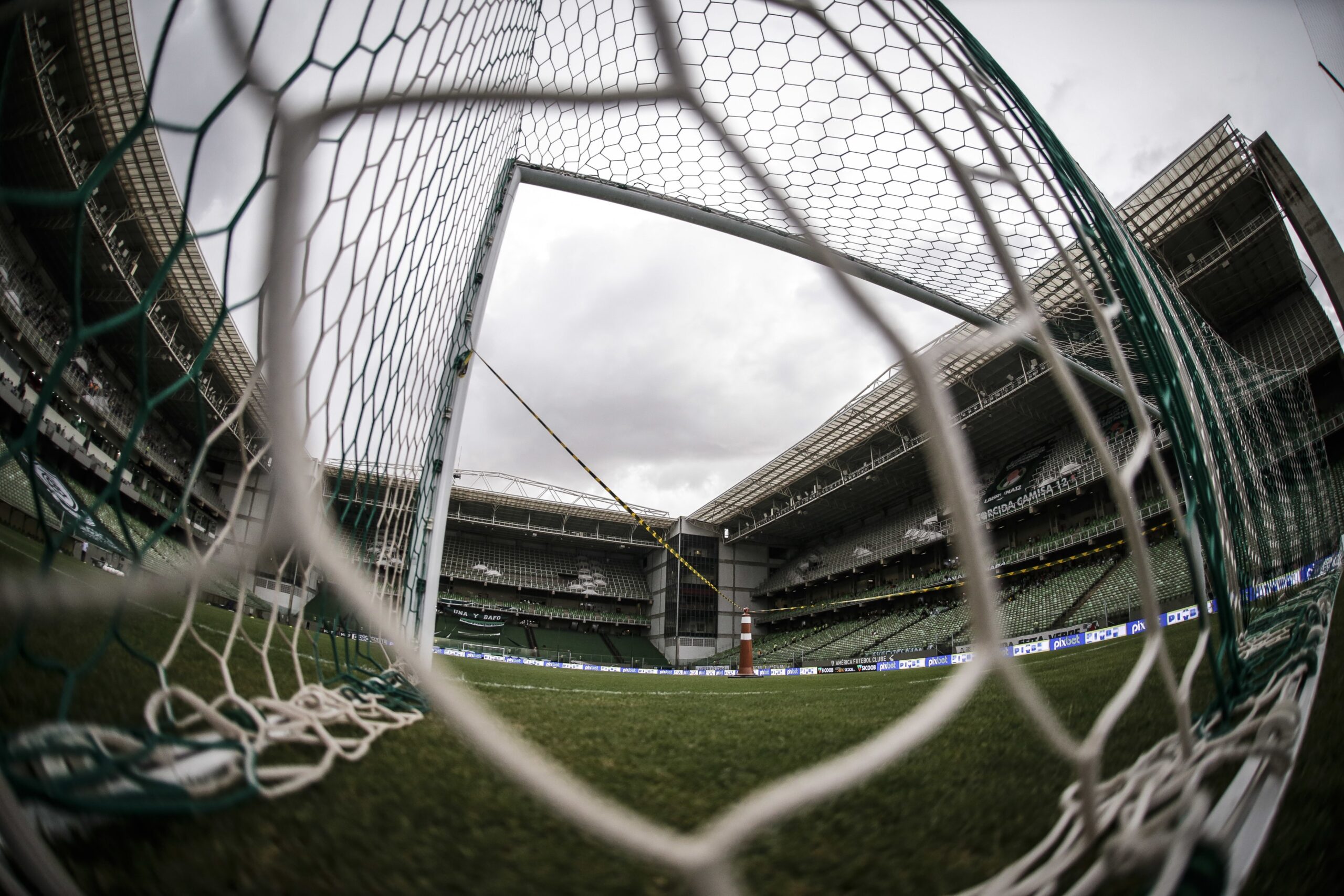 América-MG x Atletico-GO: onde assistir ao vivo, horário e escalações