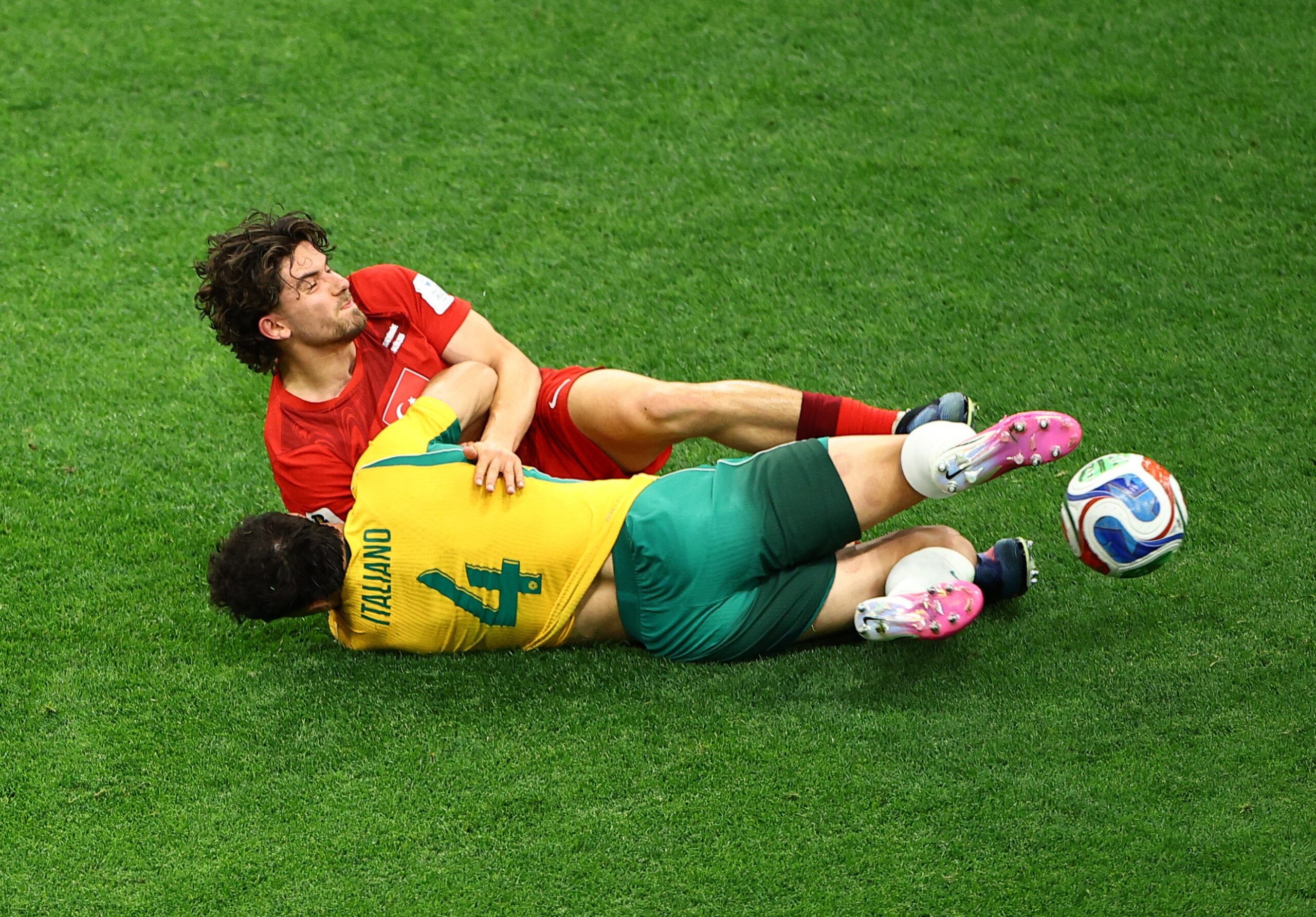 Italiano na Copa? Entenda origem do nome de jogador da Austrália