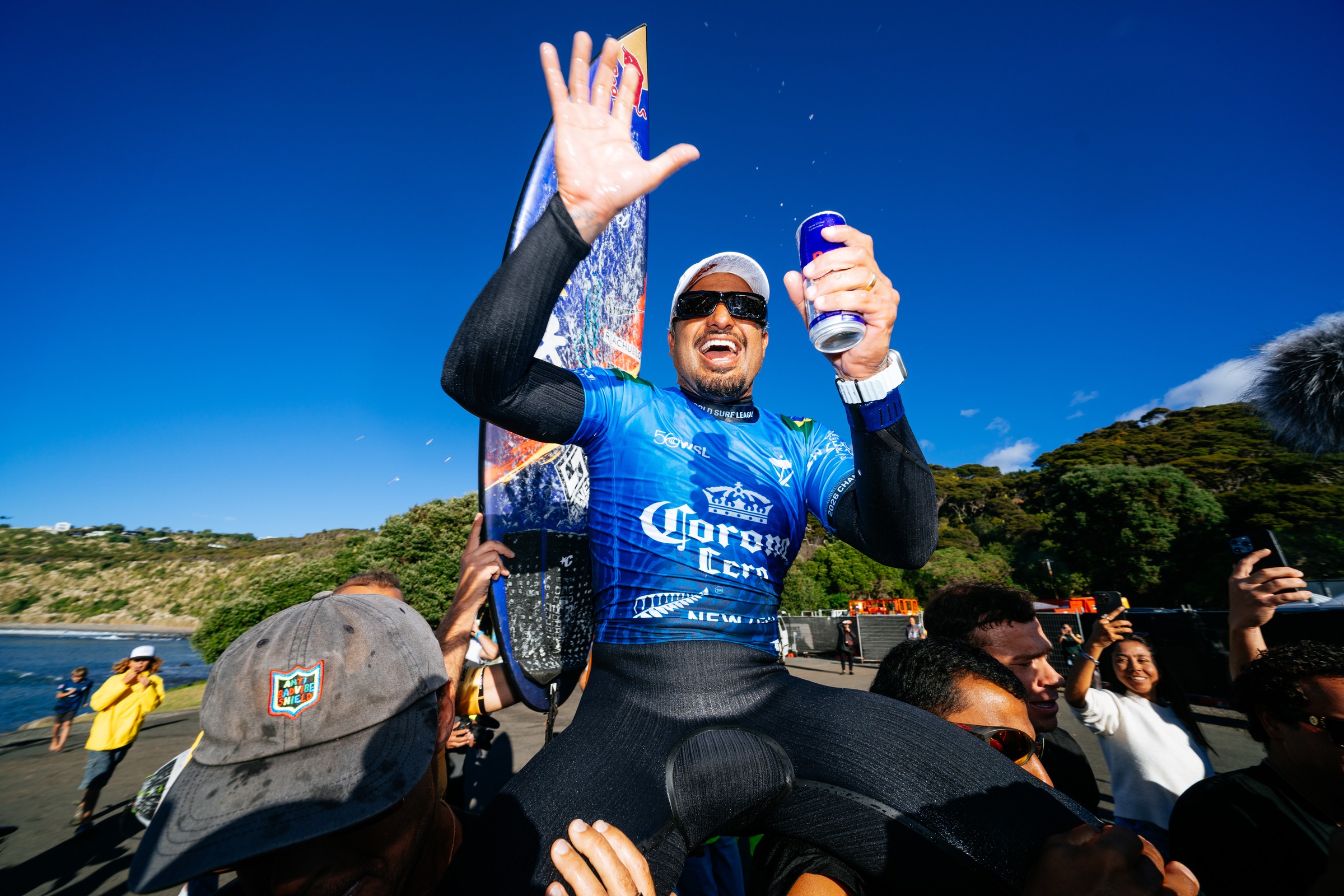 Italo Ferreira sofre acidente durante treinamento para a etapa de El Salvador da WSL