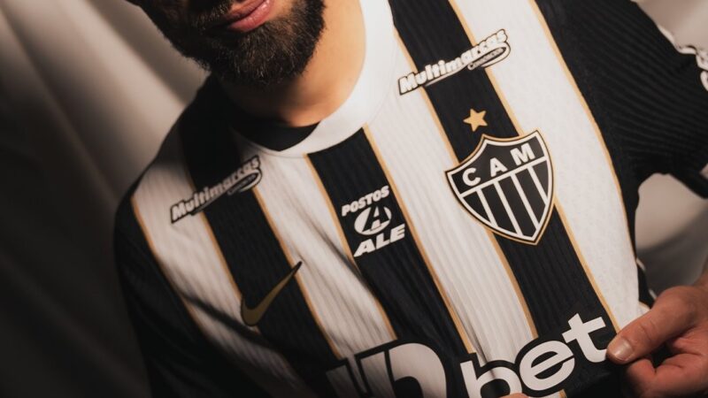 Atlético-MG oficializa contratação de Léo Duarte