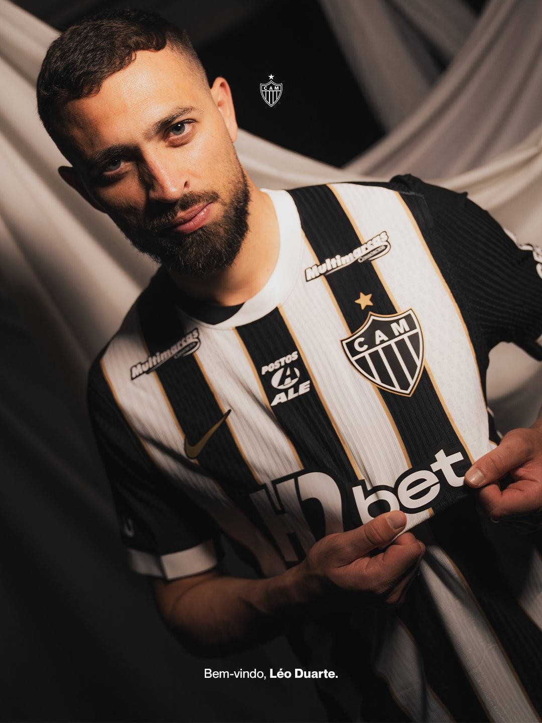 Atlético-MG oficializa contratação de Léo Duarte